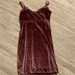 Urban Outfitters Mauve Velvet Dress with Lace
